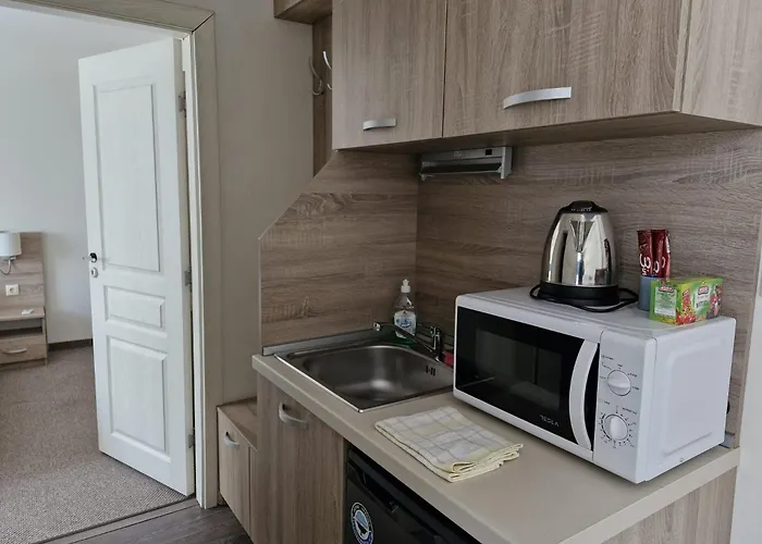 Sun Travel Sunny * Slantchev Briag